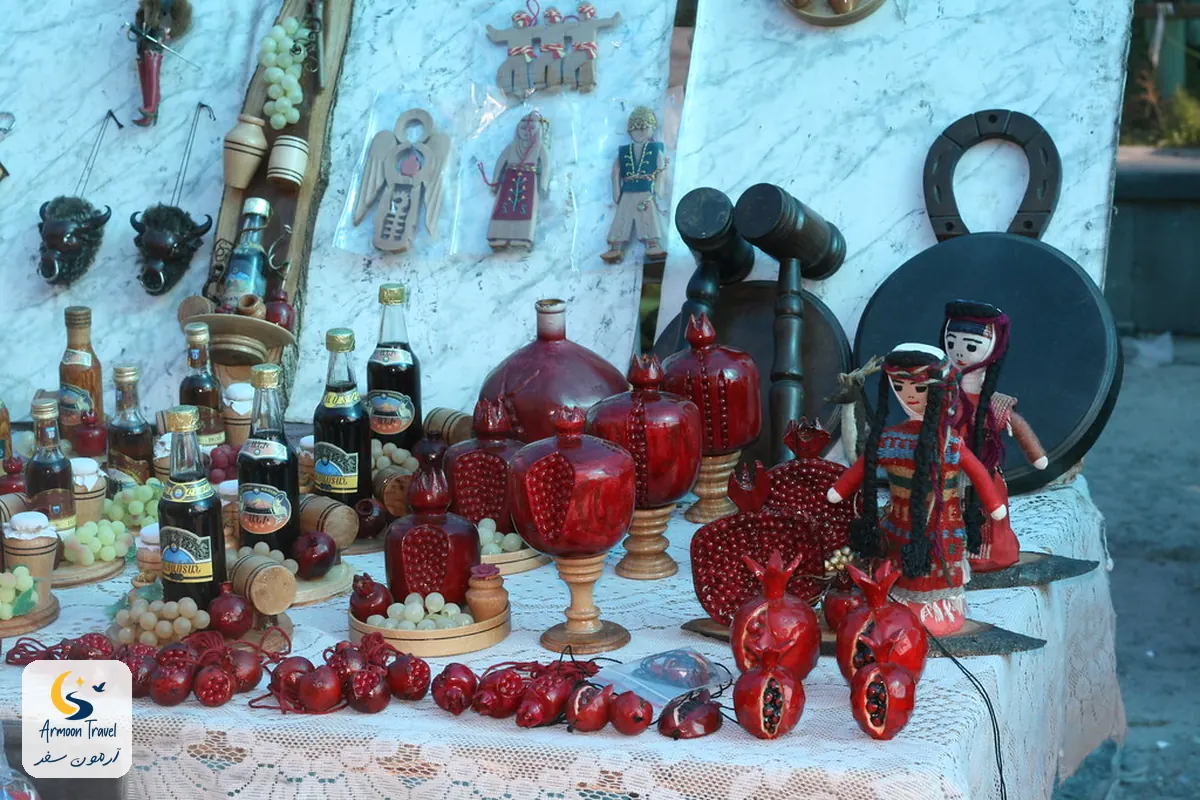 بازار صنایع دستی ایروان
