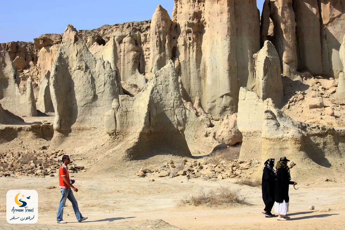 ستون‌های فرسایشی دره‌ی ستارگان