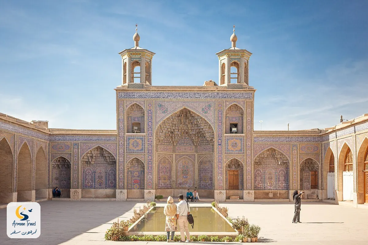 مسجد وکیل