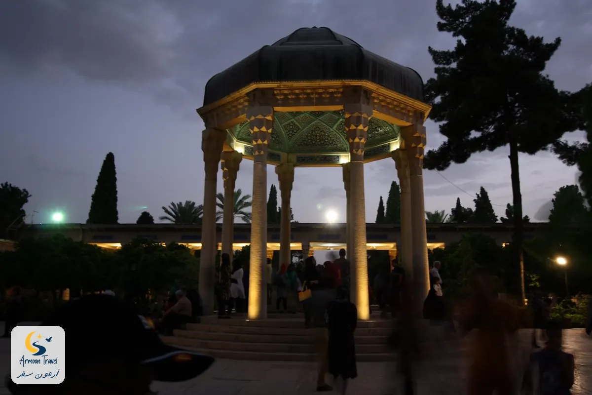 آرامگاه حافظ
