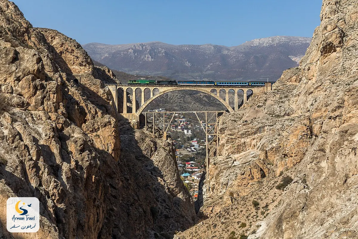 پل ورسک از نمای دور